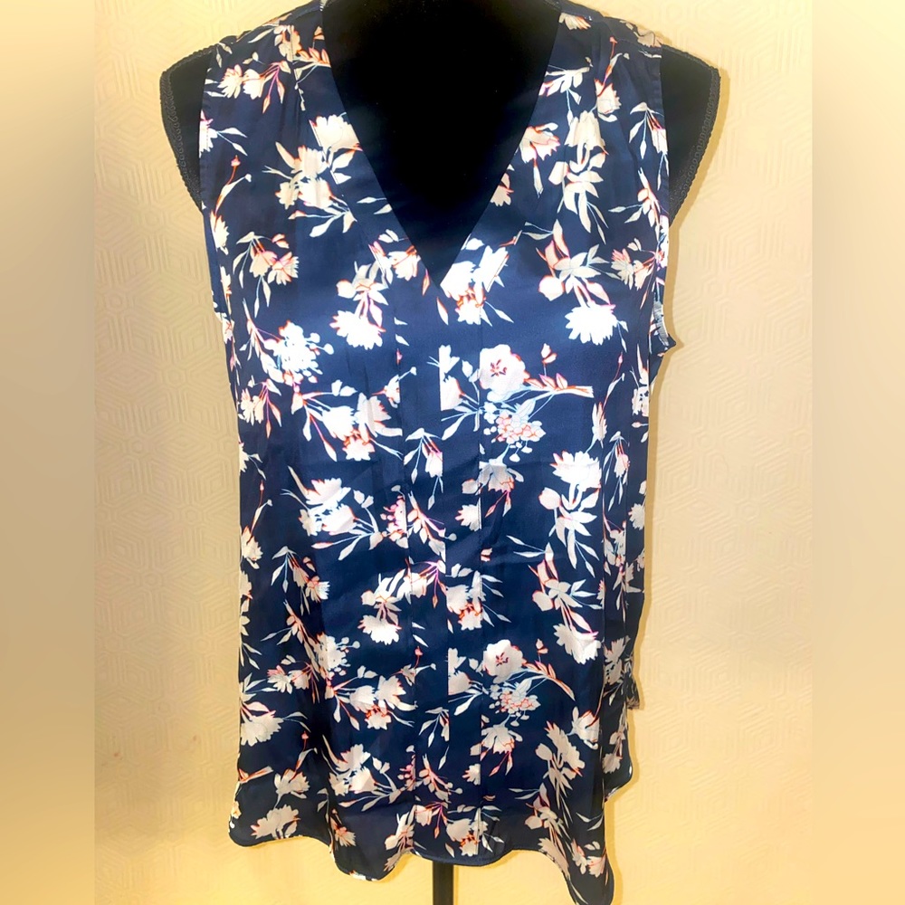 Womens sleeveless dressy floral blouse top